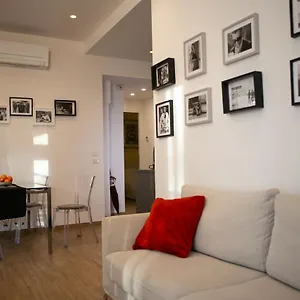 Colosseo Brightful With Rooftop Appartement Rome