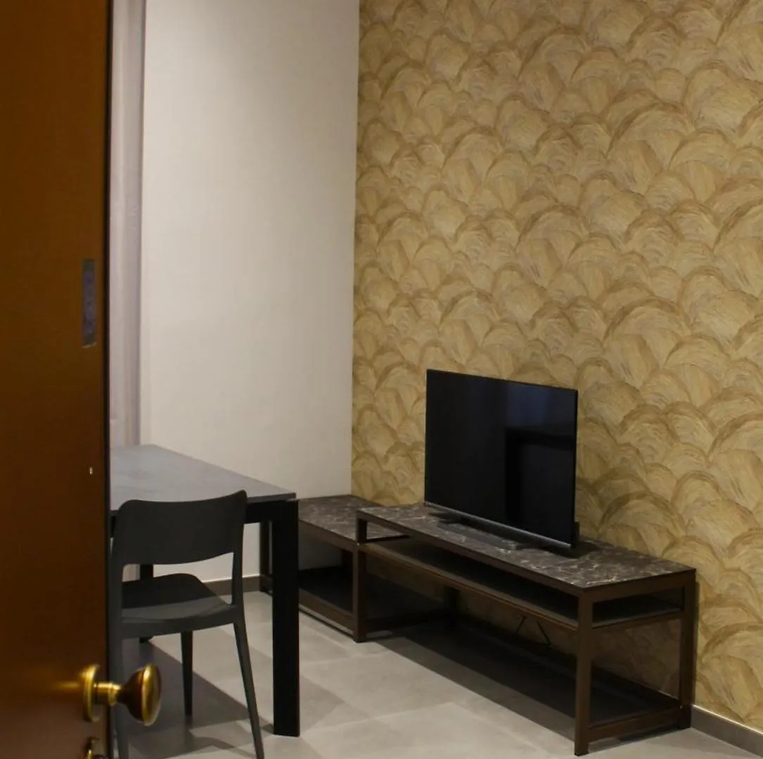 Apartment Miki - Mauro Macchi 91 Milánó 0*,  Olaszország